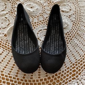 Time and Tru Shoes | Black Round Toe Ballet Flats By Time And Tru | Poshmark